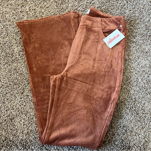 NWT Wrangler Burnt Orange Color Pull On Corduroy Flare Pants Sz XL - Picture 15 of 16